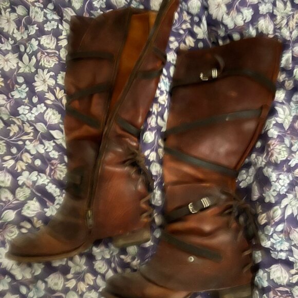 Steven Cassius Boots - Picture 1 of 6